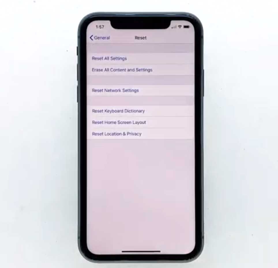 how to fix bluetooth not available in Iphone 11 D